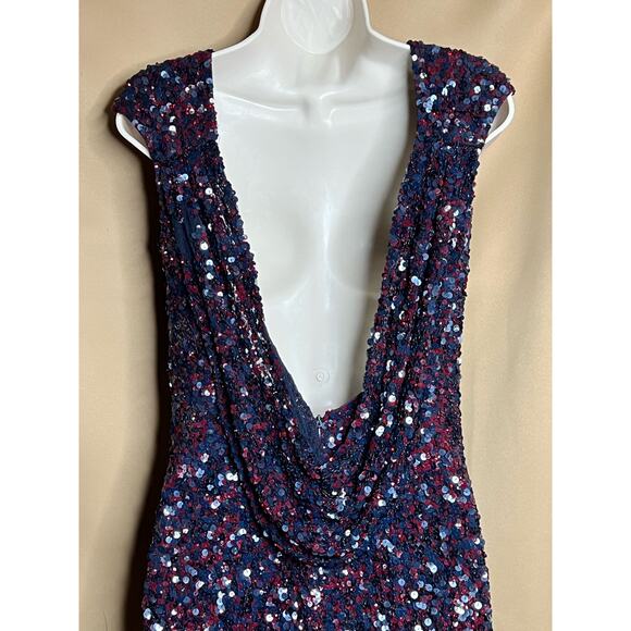 Theia Mixed Berry Sequin Dress 8 - Picture 8 of 14